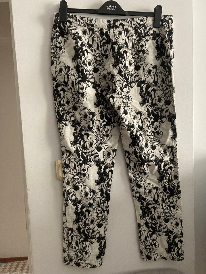 Düğmeli Desenli Keten Midi Pantolon - Görsel 3