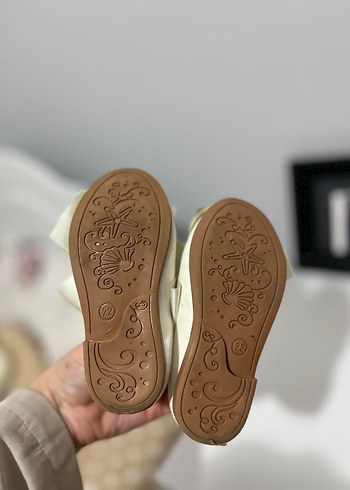 Kız Çocuk Beyaz Fiyonklu Babet Ayakkabı - Görsel 5