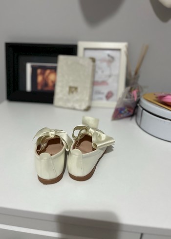 Kız Çocuk Beyaz Fiyonklu Babet Ayakkabı - Görsel 6