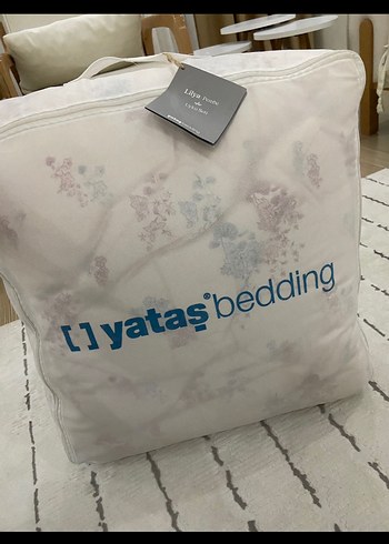 Yataş Baskılı Yastık Kılıfı Pastel Beyaz