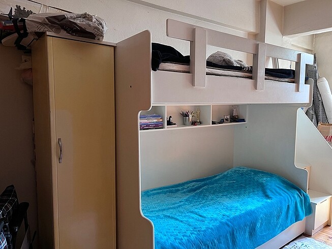 3 yataklı baza