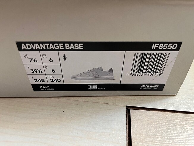 39,5 Beden beyaz Renk Adidas
