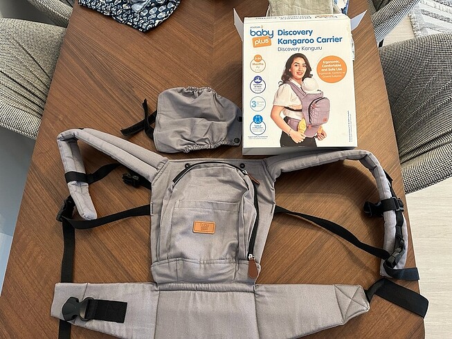 Baby plus discovery kanguru