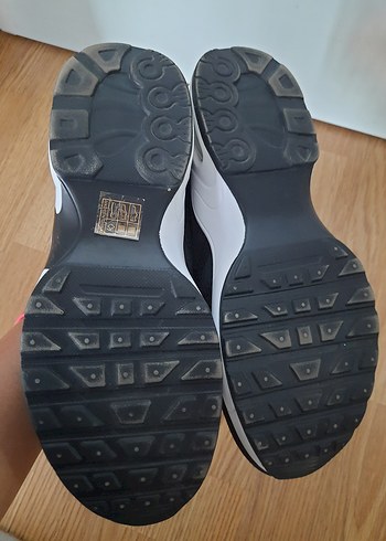 Siyah Bağcıklı Kadın Spor Ayakkabı - Görsel 5