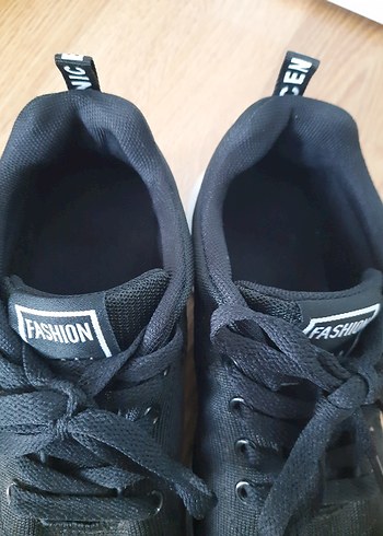 Siyah Bağcıklı Kadın Spor Ayakkabı - Görsel 3