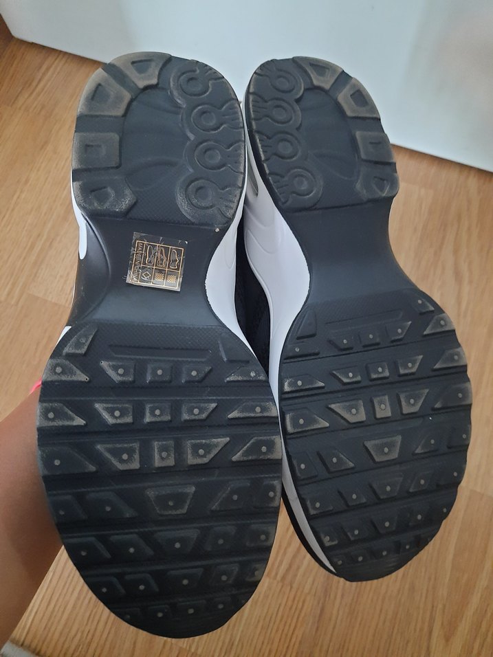 Siyah Bağcıklı Kadın Spor Ayakkabı - Görsel 5