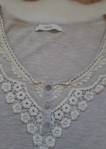 Dantel Detaylı Bohem Bej Kadın Tişört - Görsel 2