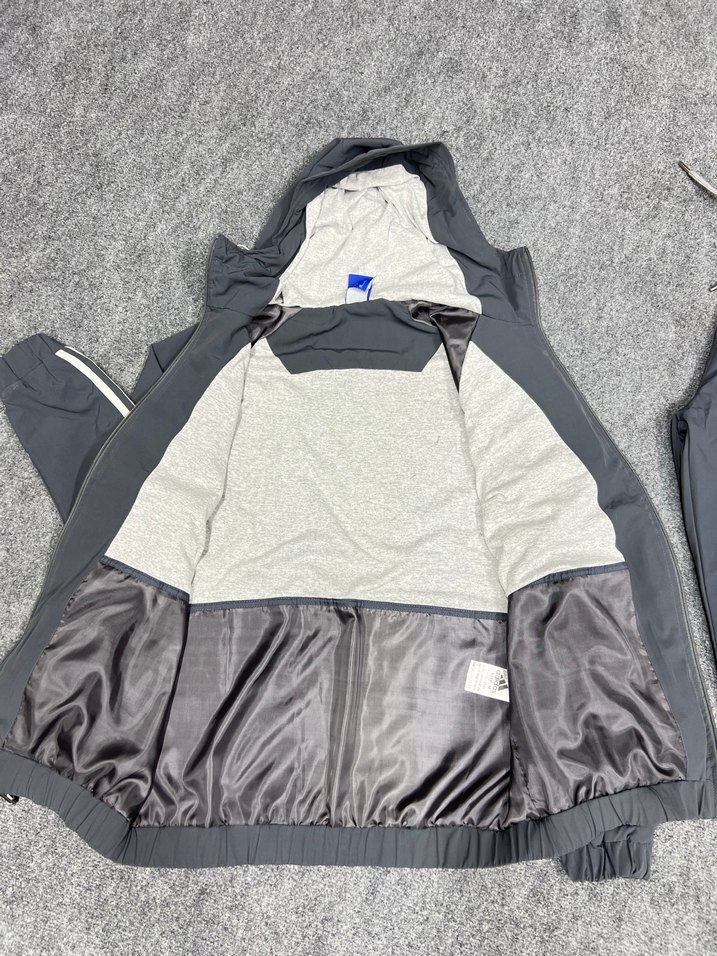 İtal Eşofman Takımı  Kapüşonlu (Üst + Alt) - Görsel 5