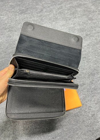 Louis Vuitton Siyah Deri Cüzdan - Görsel 3
