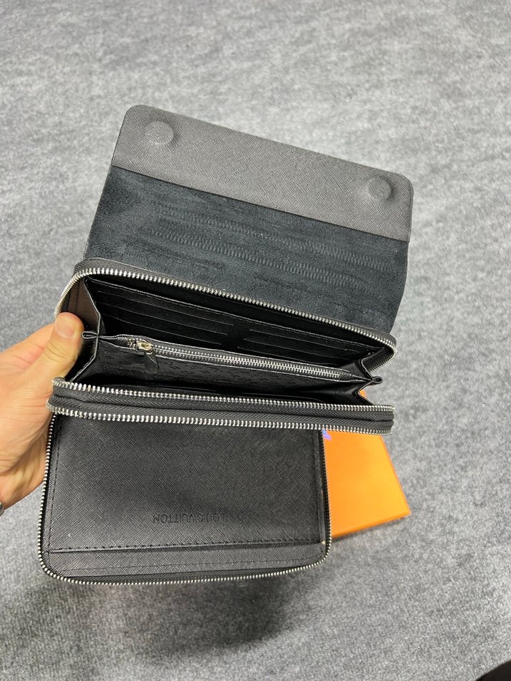 Louis Vuitton Siyah Deri  Cüzdan - Görsel 3