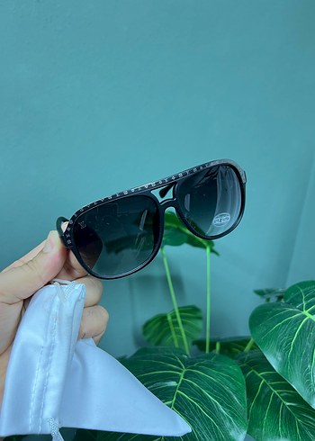 Louis Vuitton Siyah erkek Güneş Gözlüğü - Görsel 6