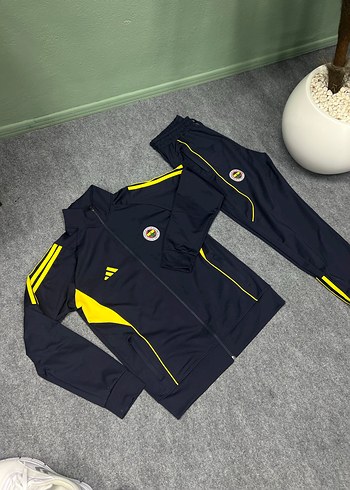 Sarı Yüksek Yaka Spor Eşofman - Görsel 3