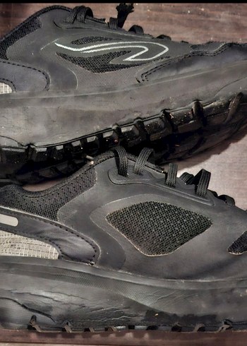 Erkek Siyah Goth Spor Ayakkabı decatlon sorunsuz kullanılmış - Görsel 6