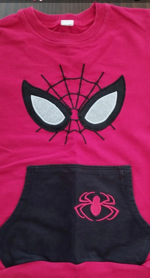 Erkek Çocuk Kırmızı Baskılı Sweatshirt 7-8 yaş yeni gibidir - Görsel 3