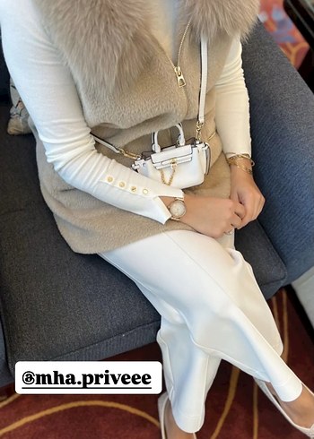 Angora Kürk Detaylı  Yelek - Görsel 2