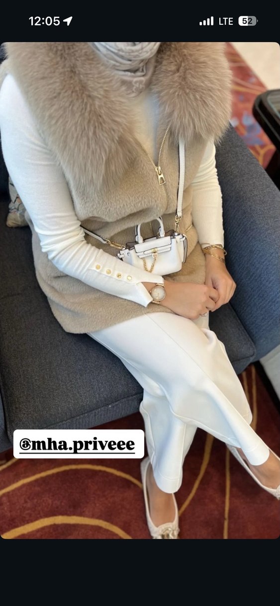 Angora Kürk Detaylı  Yelek - Görsel 2