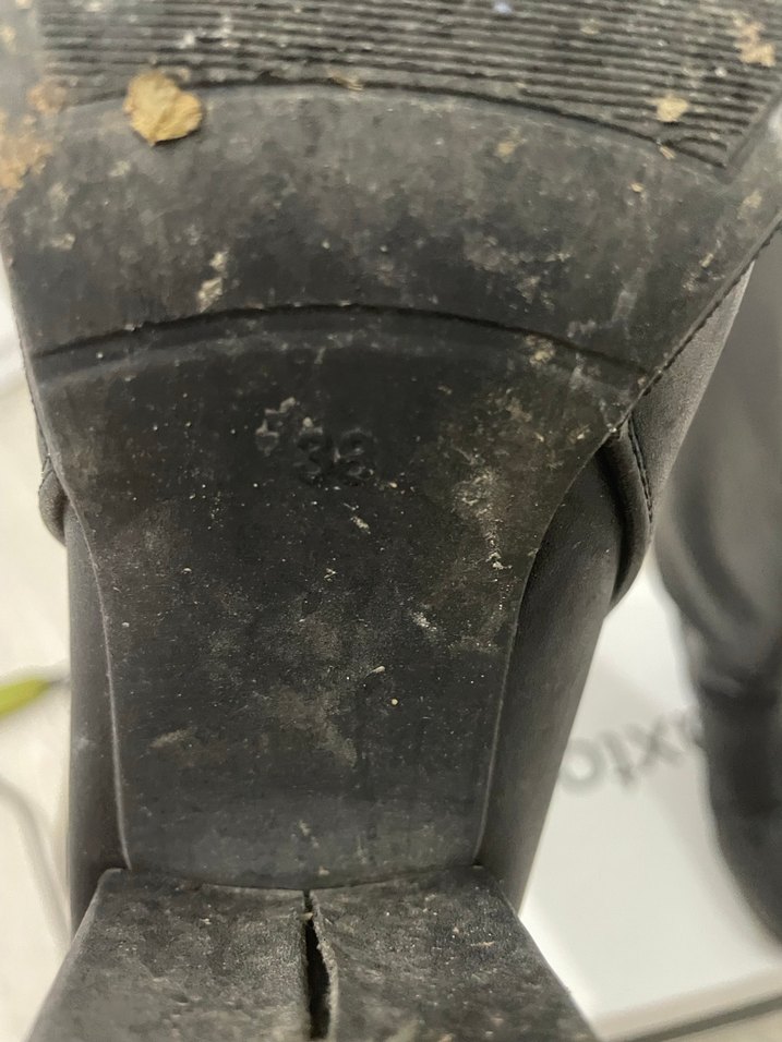 Siyah Deri Topuklu Diz Boyu Kadın Çizme - Görsel 4