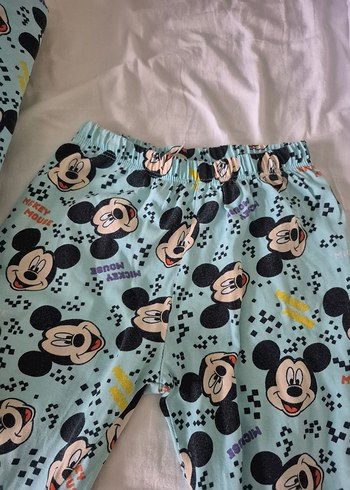 Mickey Mouse Desenli Düğmeli Erkek Pijama Takımı - Görsel 3