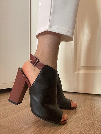 Bordo siyah kalın topuklu ayakkabı