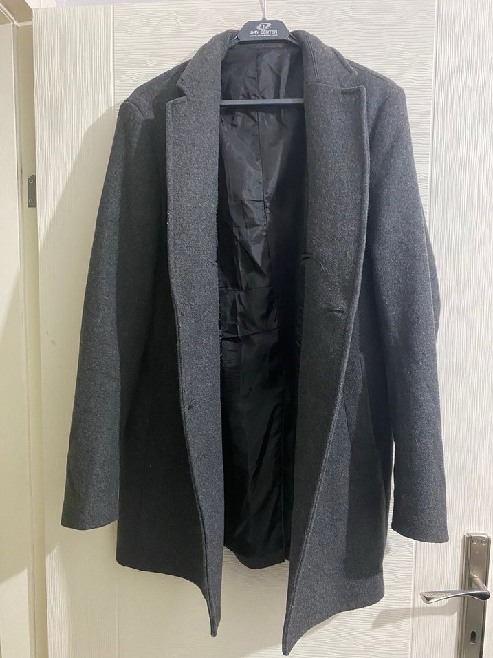 Gri Düğmeli Erkek Midi Kaban - Görsel 5