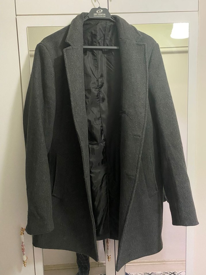 Gri Düğmeli Erkek Midi Kaban - Görsel 4