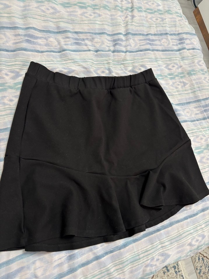 Kadın Siyah Volanlı Mini Etek - Görsel 5