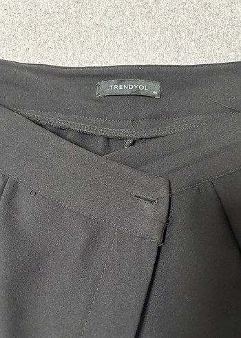 Siyah Kadın Yırtmaçlı Dar Kesim Pantolon - Görsel 5