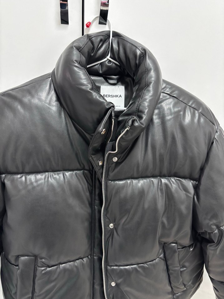 Kadın Siyah Deri Kemerli Kısa Kışlık Mont - Görsel 2