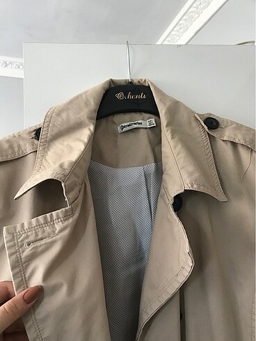 40 Beden Stradivarius trençkot