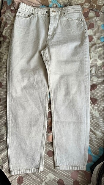 Trendyolmilla Ekru Mom Jean