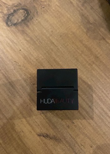 huda beauty pudra peach pie - Görsel 2