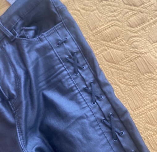 xs Beden stradivarius deri pantolon