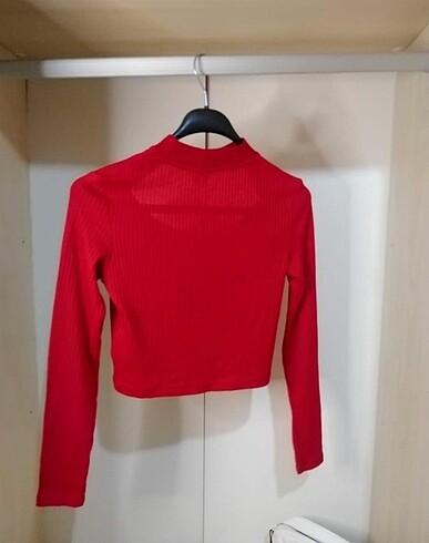 H&M dekolteli crop