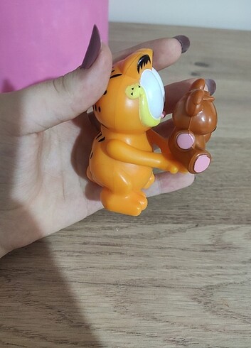  Beden Renk Garfield Figür