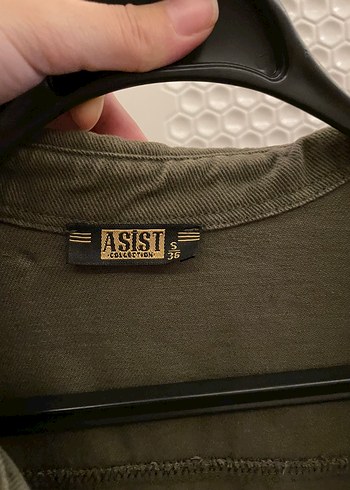 Diğer Düğmeli Yeşil Nakışlı Denim Ceket