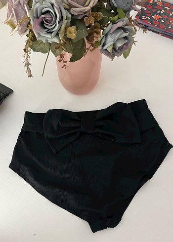 H&M Mini Fiyonk Detaylı yüksek bel