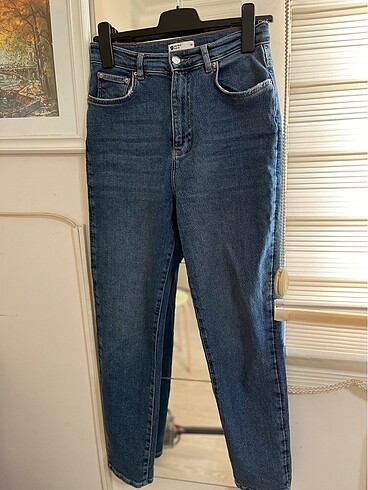 GINA TRICOT jean