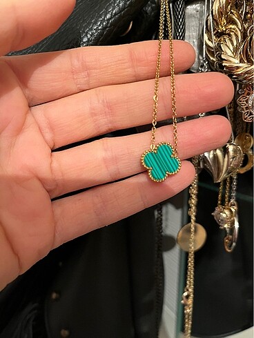 Van Cleef model kolye