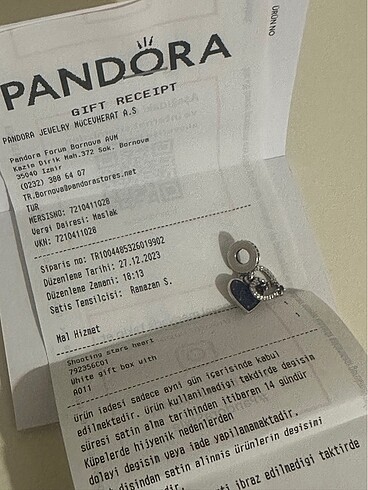 Pandora Pandora