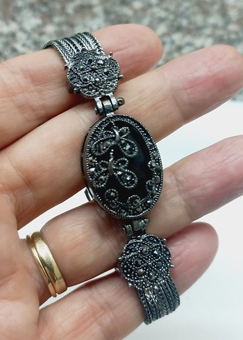  Beden Zincir Detaylı Siyah Gotik Bileklik
