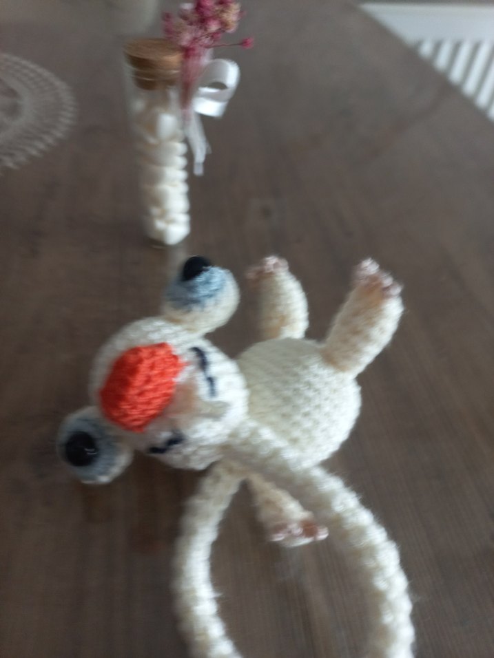 Beyaz Örgü Peluş Oyuncak - Görsel 2