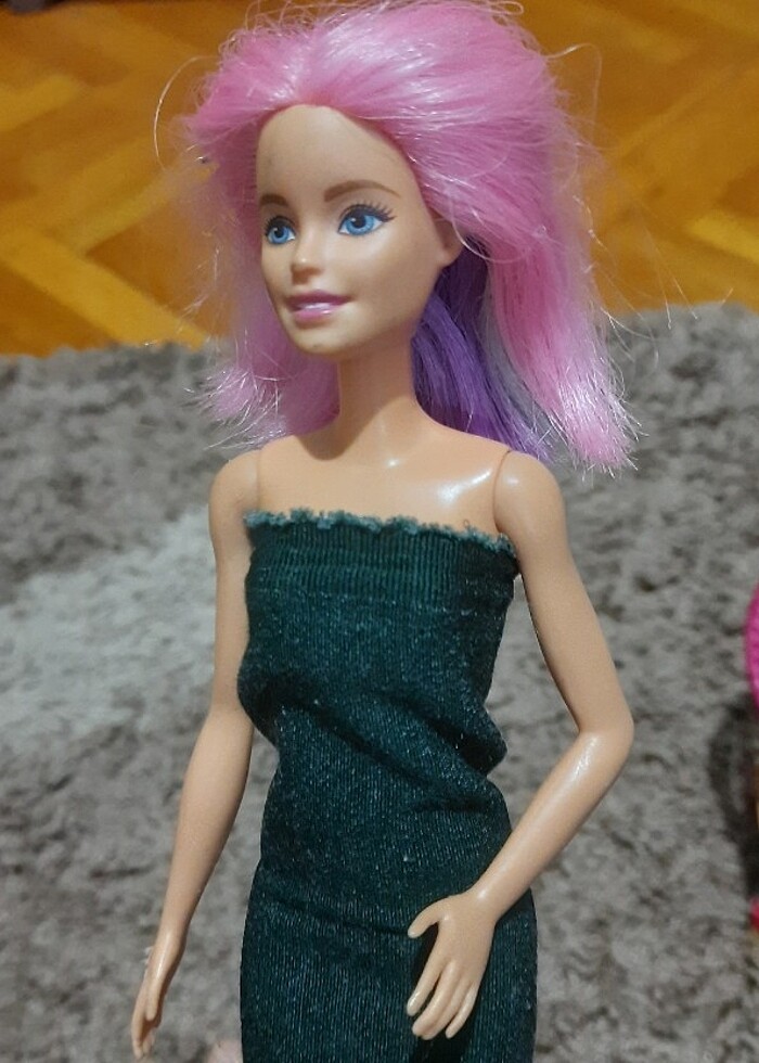 Saçları renk değıştiren barbie - Görsel 2