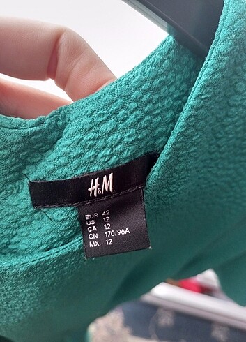 42 Beden yeşil Renk H&M elbise 