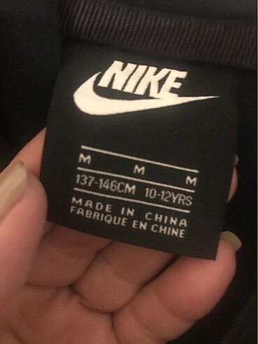 9 Yaş Beden Nike üst