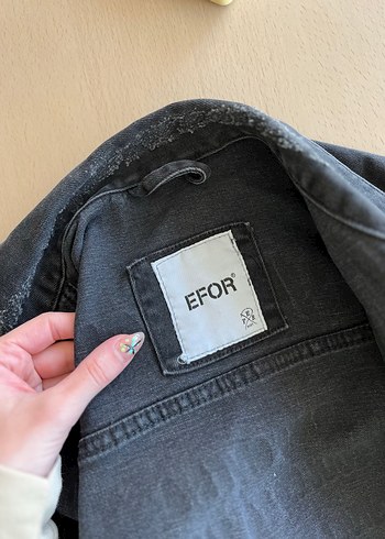 s Beden Düğmeli Siyah Baskılı Kadın Denim Ceket