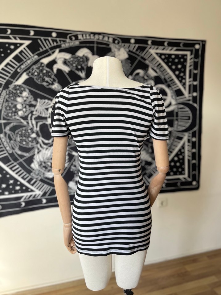 Çizgili T-shirt - Görsel 3