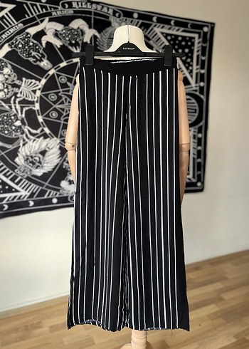 Kadın Siyah Çizgili Kumaş Pantolon - Görsel 3