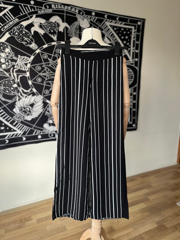 Kadın Siyah Çizgili Kumaş Pantolon - Görsel 2