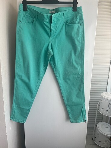 44 Beden yeşil Renk Pantolon