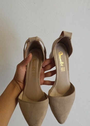 Bej Süet Stiletto Kadın Topuklu Ayakkabı